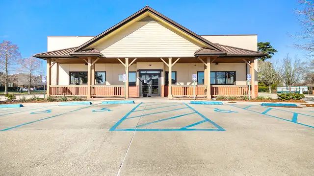 5280 Jones Creek Rd