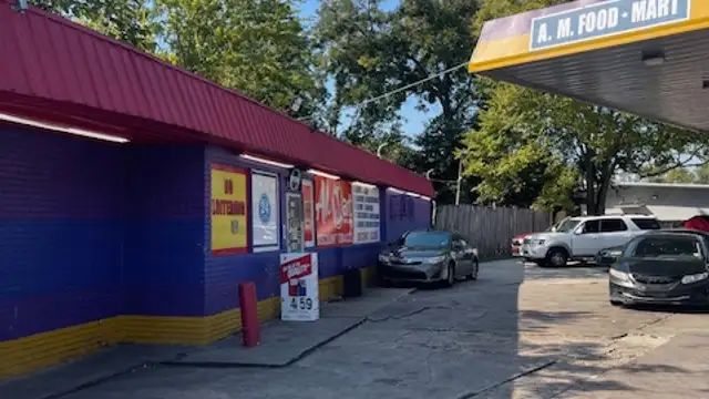 2400 Highland Rd