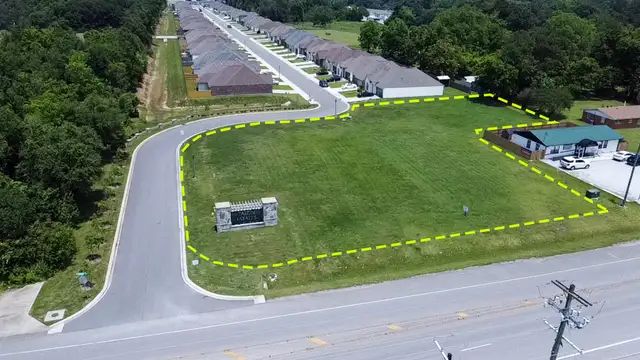 1.1 Acres for Sale on Pinhook Rd.